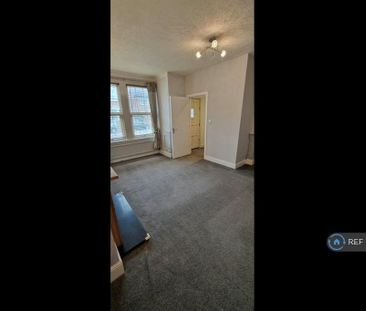 4 bedroom terraced house to rent - Photo 1