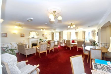 Danestrete, Stevenage, Hertfordshire - Photo 3