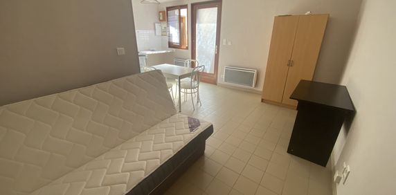 Location Appartement 1 pièce 20m² LE CREUSOT 71200 - Photo 2