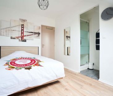 Garibaldi Roommate 5 Bedrooms at Lille - Photo 3