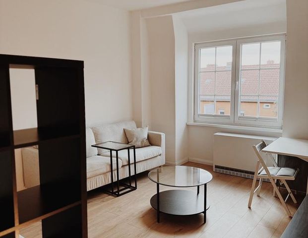 Moderne, voll möblierte 1-Zimmer-Dachgeschosswohnung in Berlin-Tempelhof – sofort bezugsfertig! - Foto 1