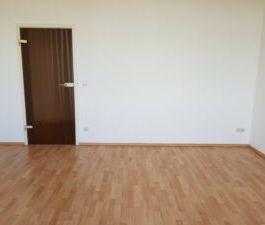 Bismarckstr. 4, Wohnung 6 ~~~ Balkon, Badezimmer mit Wanne und Dusc... - Foto 5