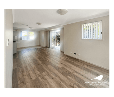 Spacious 2 Bedroom Townhouse - Photo 5