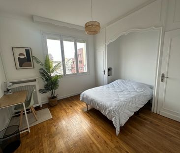 Location Appartement 5 pièces 113m² - Photo 5
