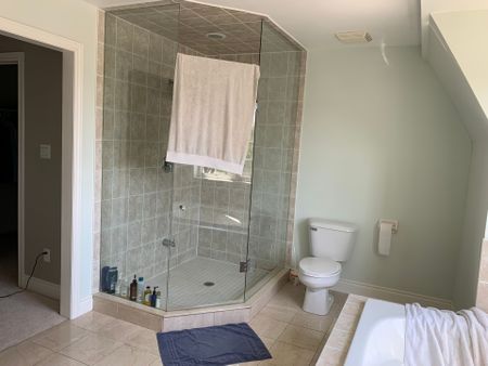 For Lease - 10 Mendota Road, Toronto, Ontario - Photo 2