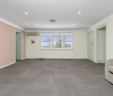 Attached To Church – Water & Electricity Usage Included - Photo 6