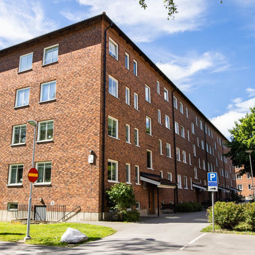 Ljuragatan 51 - Foto 1