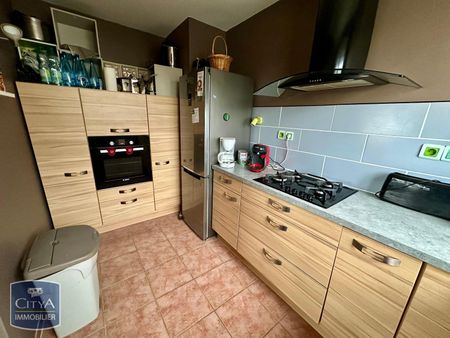 Location Appartement 3 pièces 72m² CHATEAUROUX 36000 - Photo 5