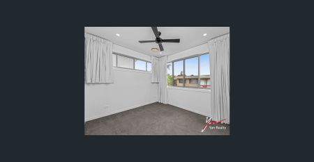 Quiet Rear Townhouse for Lease in Taringa, 4 Beds, Modern Comfort - Photo 5