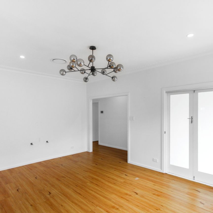 4 Bedroom House with Pool - Photo 1