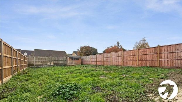 5 bedroom semi-detached house to rent - Photo 1