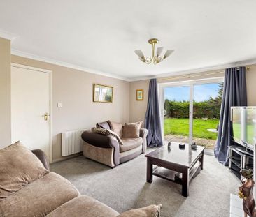 2 bedroom semi-detached bungalow to rent - Photo 6