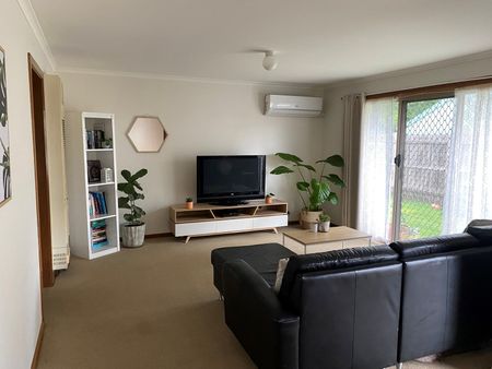 SPACIOUS TWO BEDROOM UNIT - Photo 3