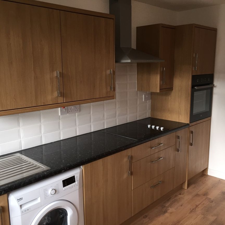 4 Bed End Terrace, Hoskins Close, E16 - Photo 1