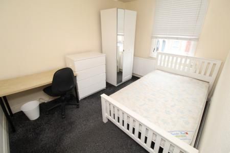 Balfour Road, Lenton, Nottingham, NG7 - Photo 2