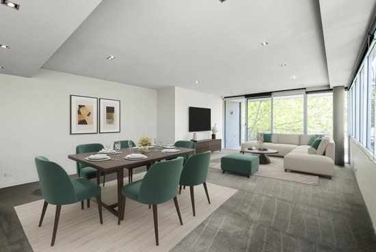 SPACIOUS, LIGHT-FILLED BAYSIDE LIVING. - Photo 1