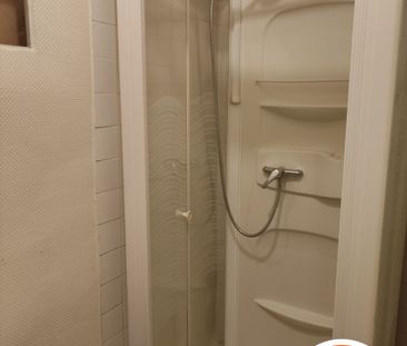 Location Appartement 2 pièces 46m² - Photo 4