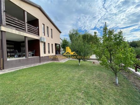 NOVISIMO-IMOBILIARE: VILA IN ZONA CHITORANI - Fotografie 4