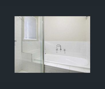 *REGISTER TO INSPECT VIA REALESTATE.COM.AU LINK & PHOTO ID MUST BE ... - Photo 4