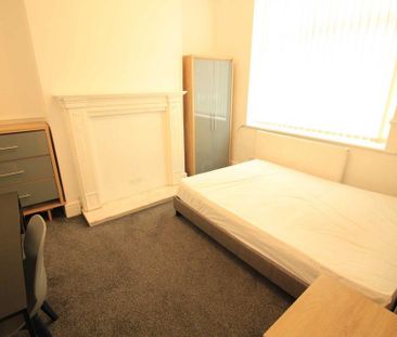 5 bedroom terraced house to rent - Photo 2