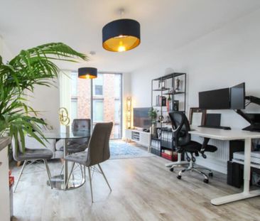 1 Bed Flat, Trent Bridge View, NG2 - Photo 2