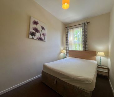 Apt 2, 100 University Avenue, Belfast BT7 1GY - Photo 2