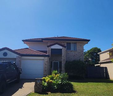 4 Bedroom Home in the heart of Chancellor Park - Photo 3