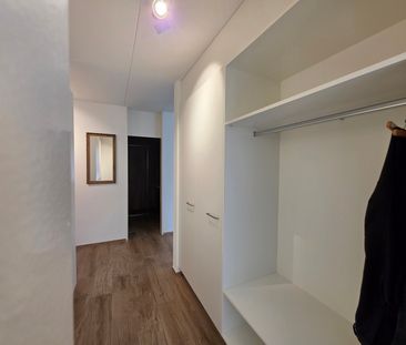 Helle 2.5-Zimmer-Wohnung mit Balkon - Foto 6
