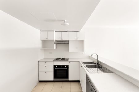 56/219-227 Chalmers Street, Redfern NSW 2016 - Apartment For Rent | Domain - Photo 5