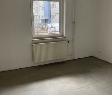 Gut Geschnittene 3 Zimmerwohnung mit Zeitmietvertrag bis zum 30.06.... - Photo 2