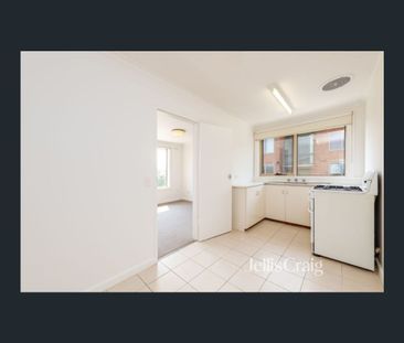 5/17 Bent Street, Brunswick West, Vic 3055 - Photo 2