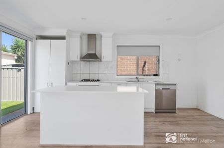 Comfortable & Low-Maintenance Living in a Convenient Kurunjang Location - Photo 2