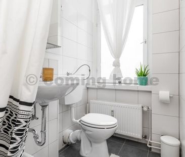 White & Black: A very special place - Photo 6