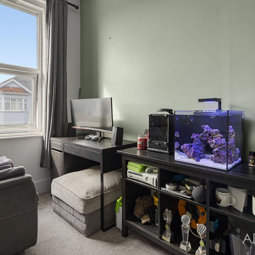 3 bed house to rent in Headland Park Road, Paignton, TQ3 - Photo 1