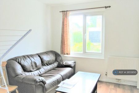 1 bedroom flat to rent - Photo 2