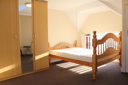 Whitton Road, Hounslow - Photo 2