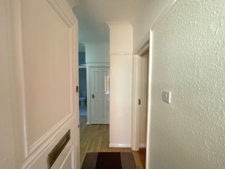 2 bed flat to rent in Gooseacre Lane, Harrow, HA3 - Photo 3