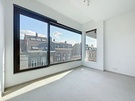 Flat - for rent - Photo 3