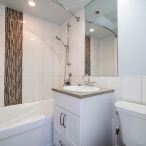 Bridgewater Apartments - Photo 3