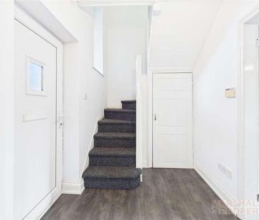 Orchard Cottages, Seafarers Drive, Gateacres, Liverpool, L25 - Photo 5