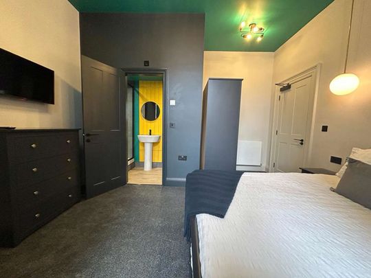 Grange Road Room 8 - Photo 1