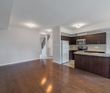 For Lease - 19 DUNDALK Private, Barrhaven, Ontario - Photo 6