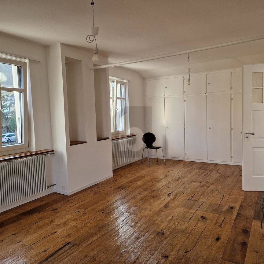 2.5 Zimmer, 90 m², 1. Stock - Photo 1