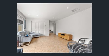 CENTRAL LIVING! - Photo 2