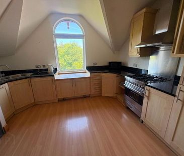 Apt 4, 6 Sans Souci Park, Belfast, BT9 5BZ - Photo 4