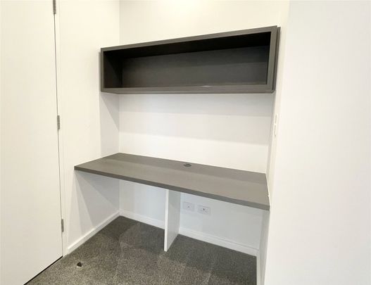 1413/560 Lonsdale Street - Photo 1