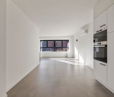 Gerenoveerd appartement te huur in het centrum van Temse - Photo 3