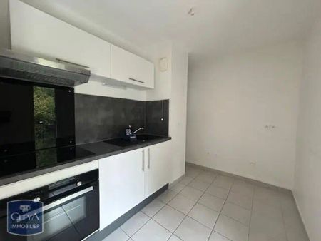 Appartement à louer 4 pièces 82.96m² - Photo 3