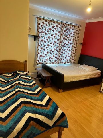 Room in a Shared House, Gartmore Road, IG3 - Photo 4