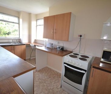 2 bedroom flat to rent - Photo 6